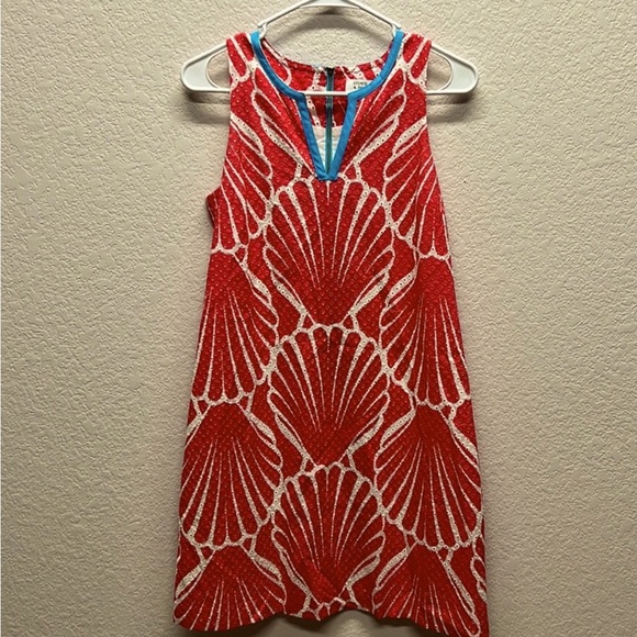 CROWN & IVY Coral White Teal Seashell Sleeveless Shift Dress Women’s Size 6 EUC - Picture 2 of 5